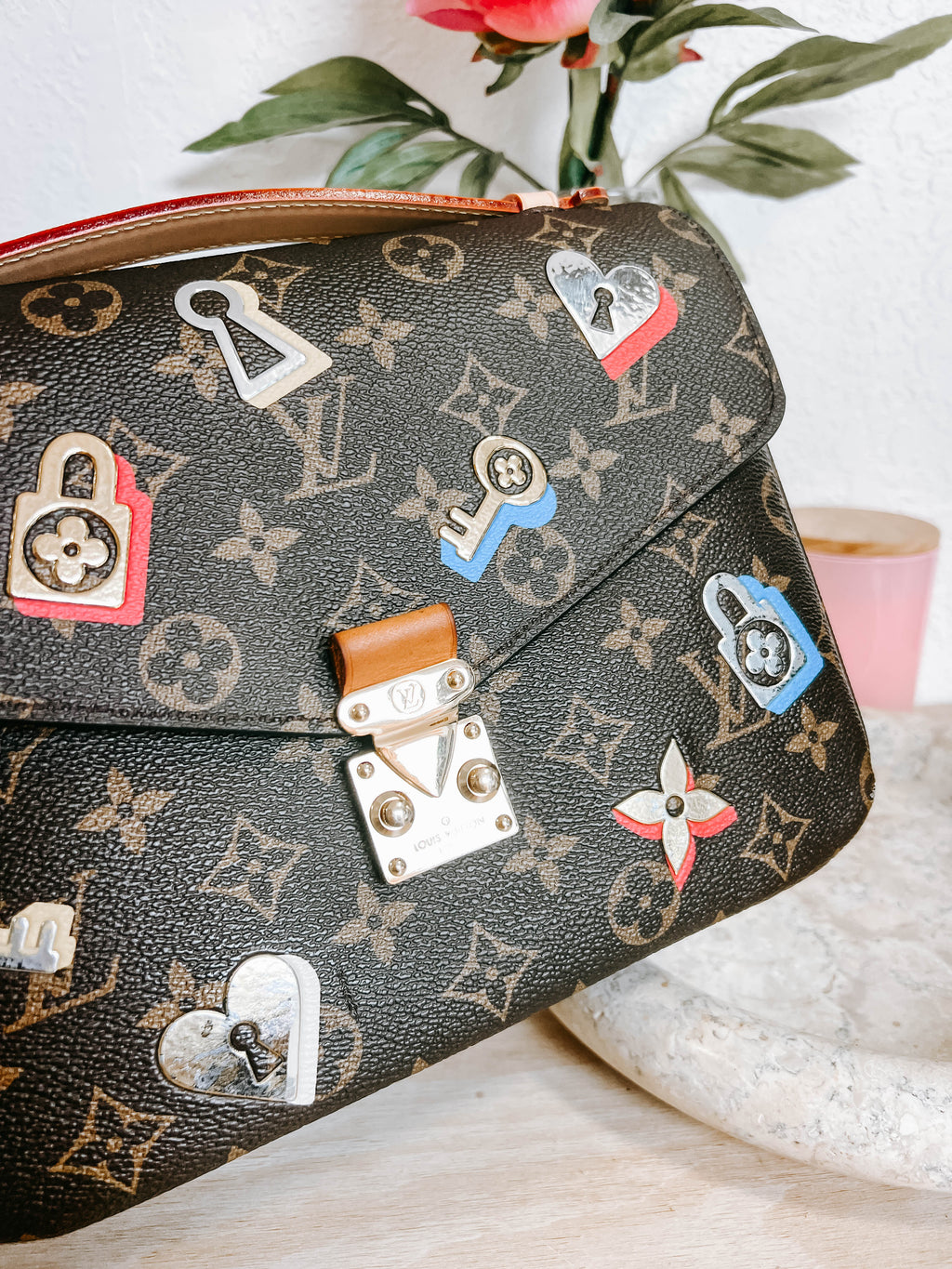 Pre-Owned LV Monogram Love Lock Pochette Metis *Final Sale*