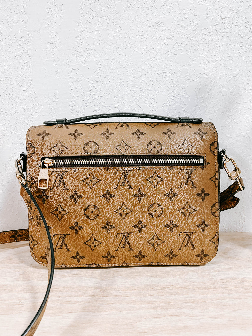 Louis Vuitton Reverse Monogram Pochette Metis