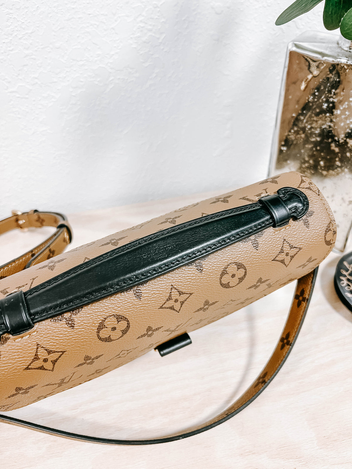 Louis Vuitton Reverse Monogram Pochette Metis