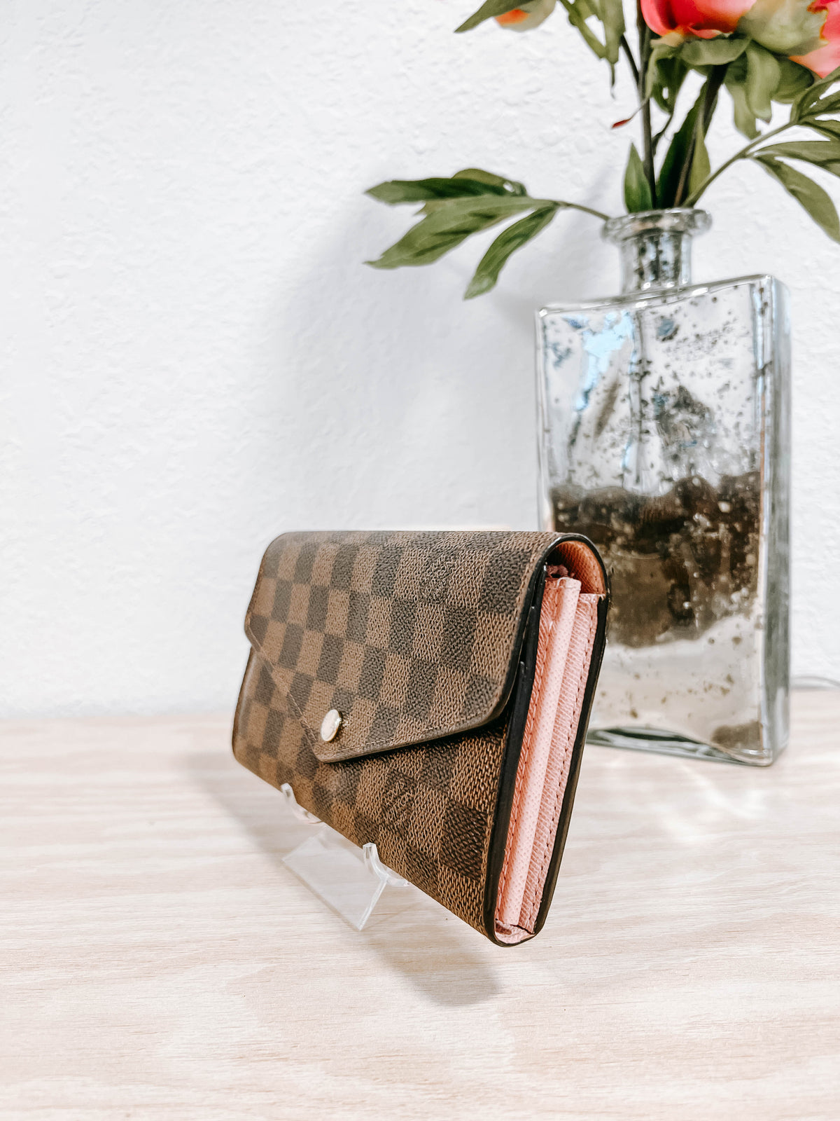Louis Vuitton Damier Ebene Sarah NM Wallet Rose Ballerine