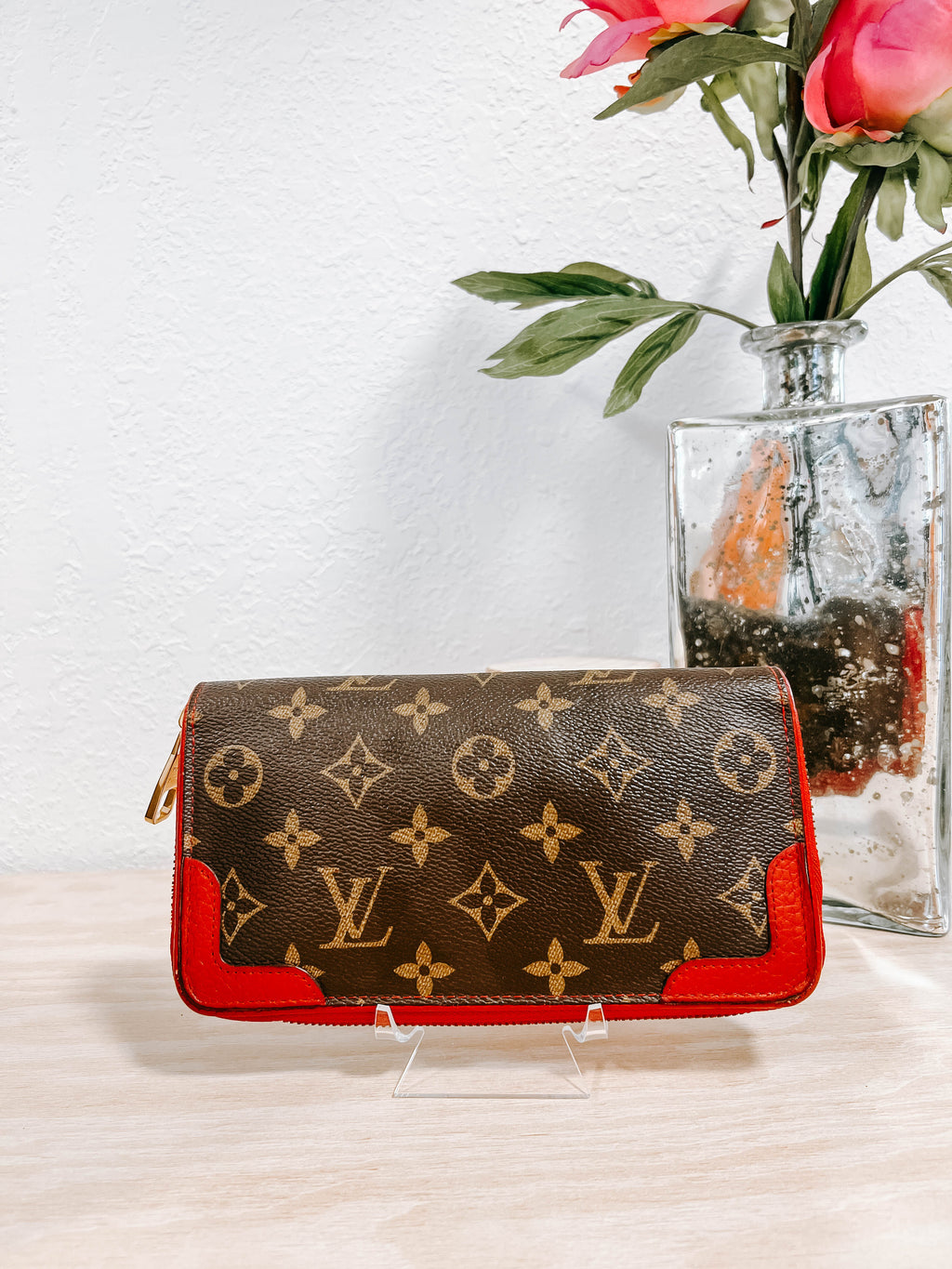 Louis Vuitton Red Retiro Zippy Wallet