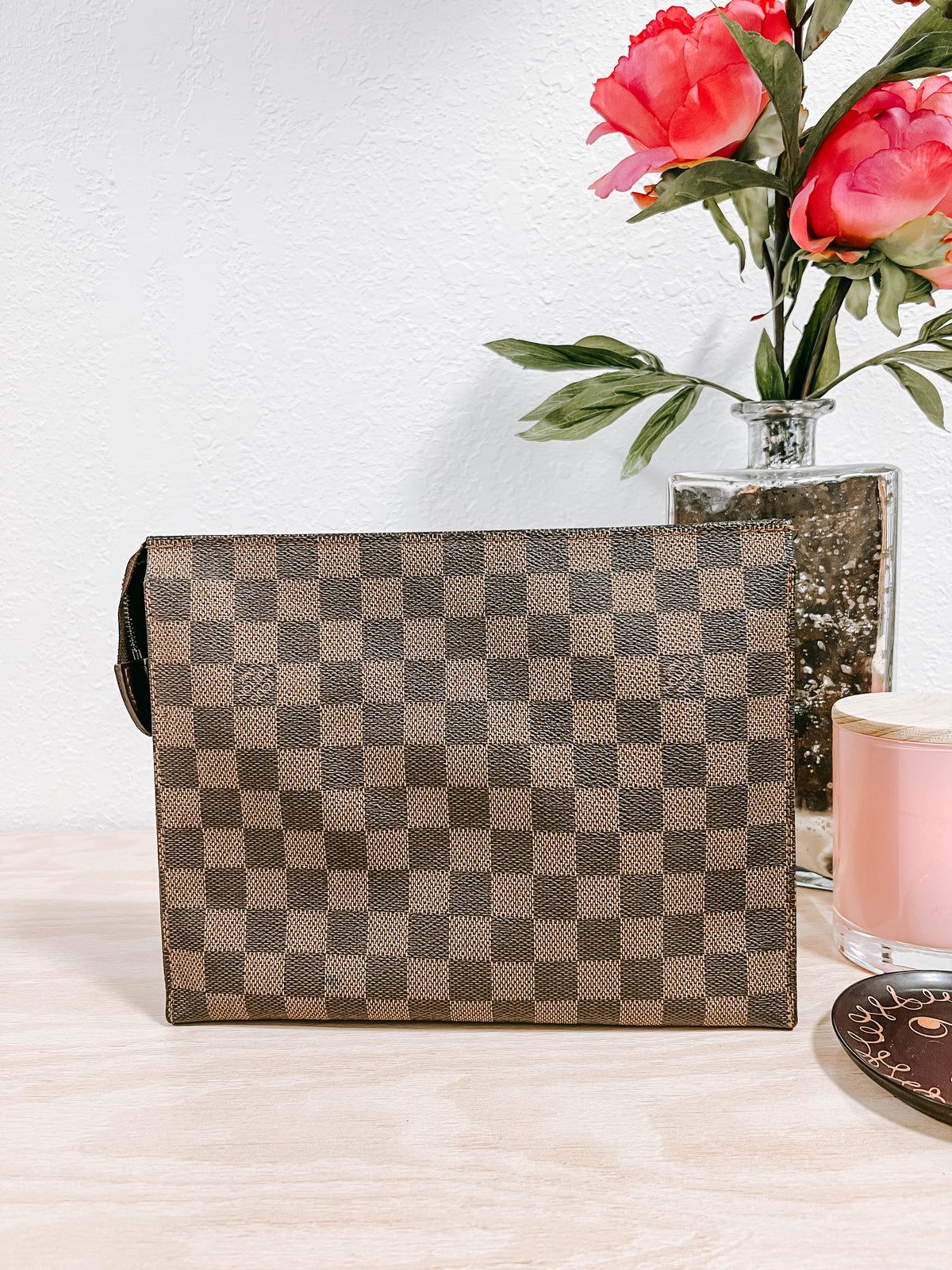 Louis Vuitton Damier Ebene Toiletry 26