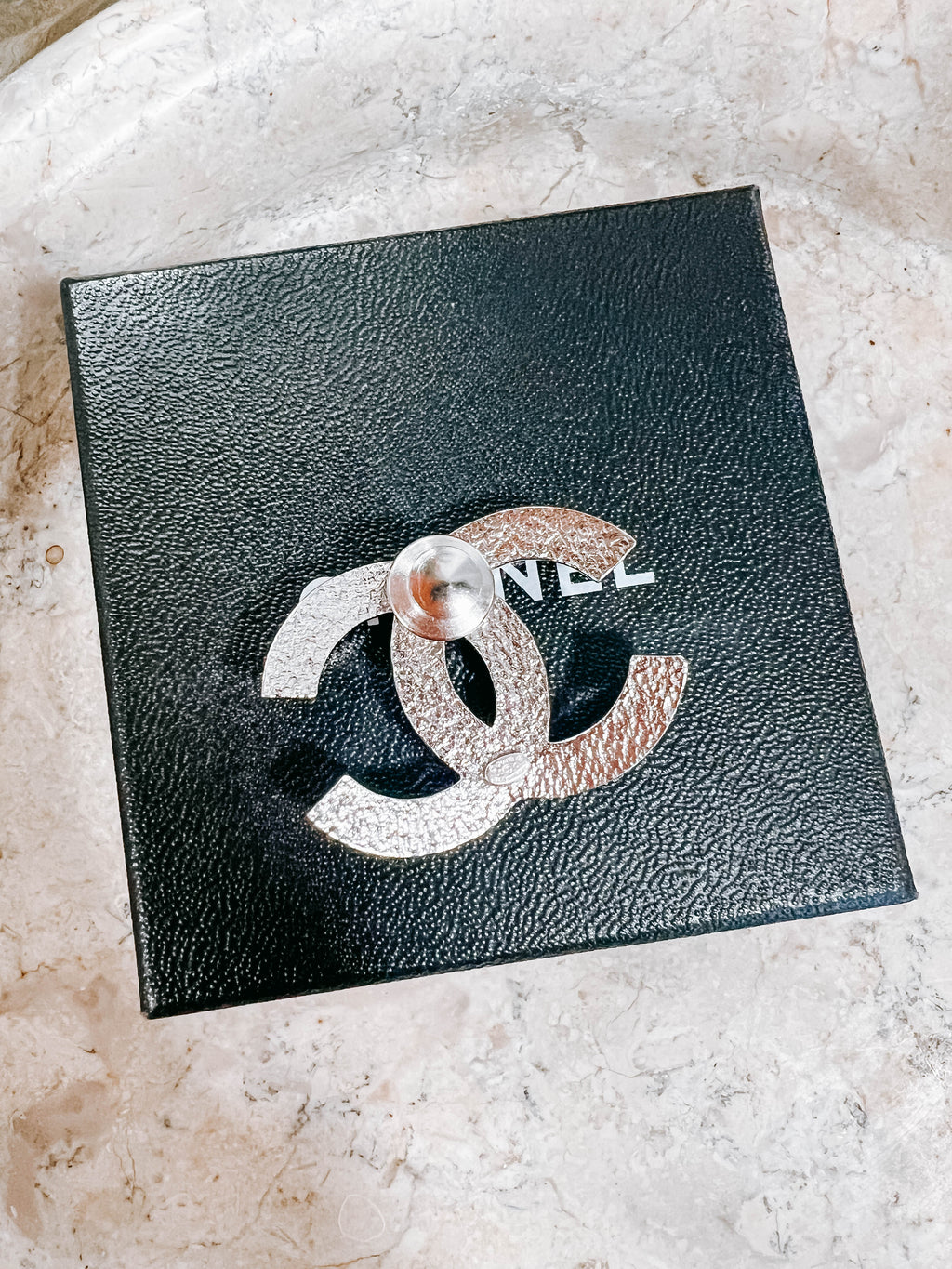 Pre-Owned Chanel Faux Pearl Silver Brooch *Final Sale*