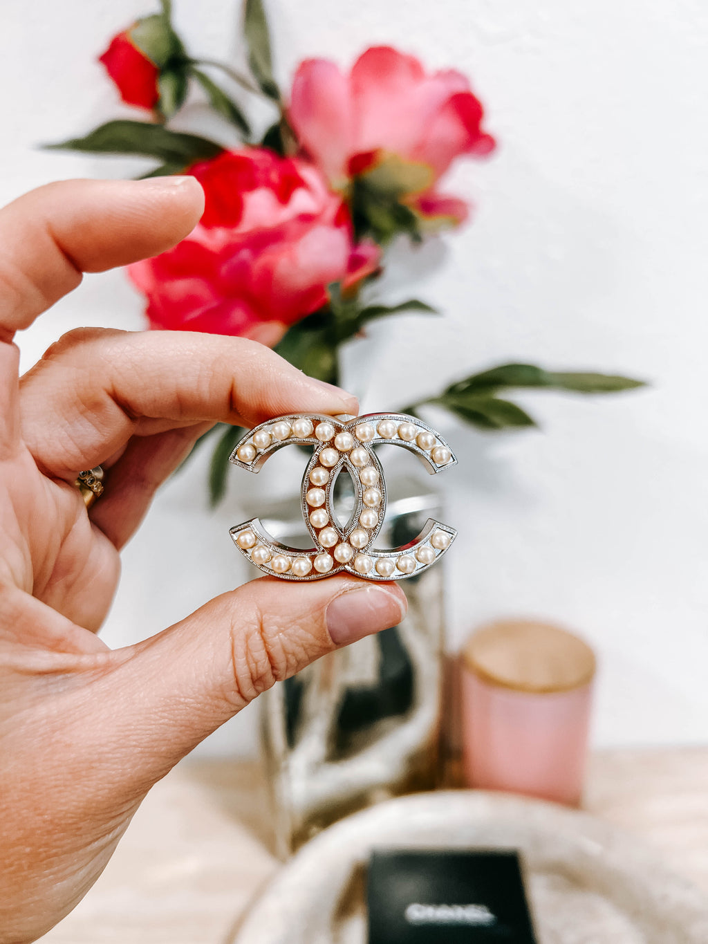 Pre-Owned Chanel Faux Pearl Silver Brooch *Final Sale*