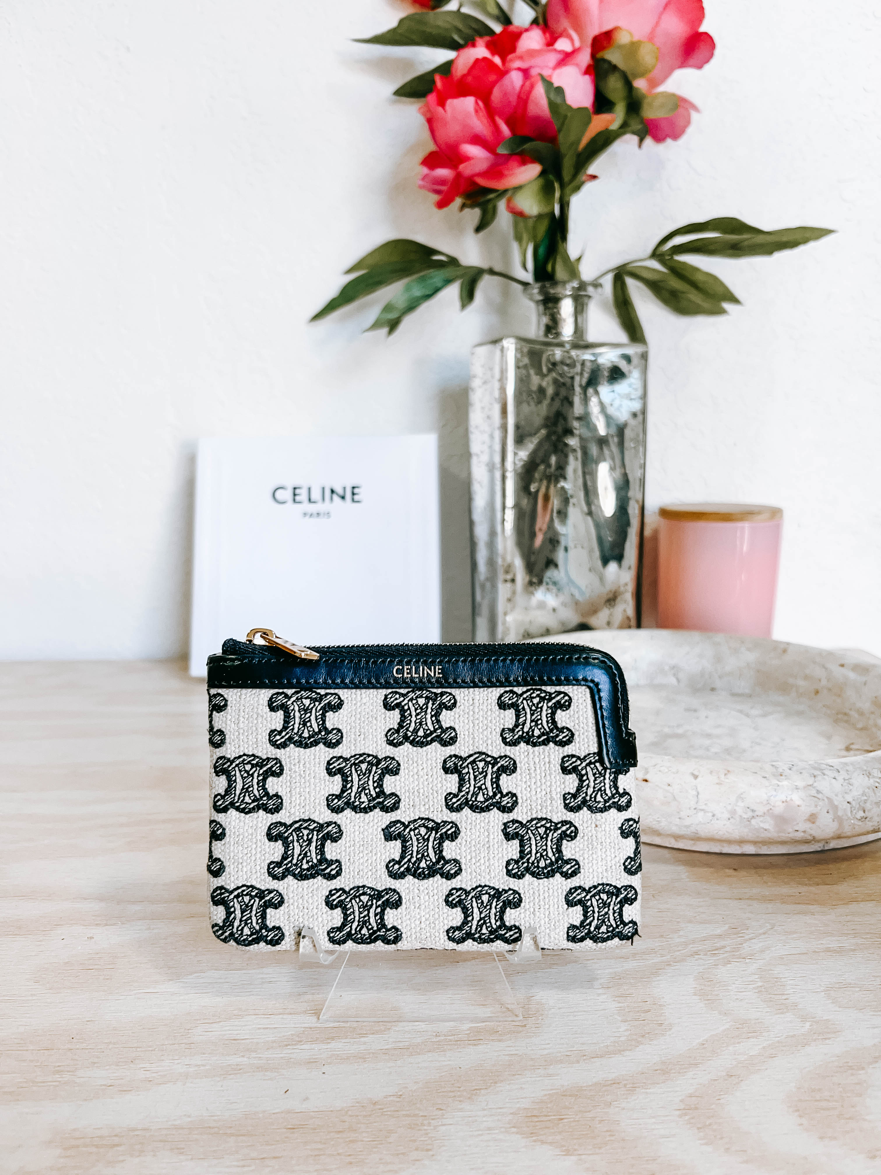 Pre-Owned Celine Triumph Zippered Key Card Holder *Final Sale*