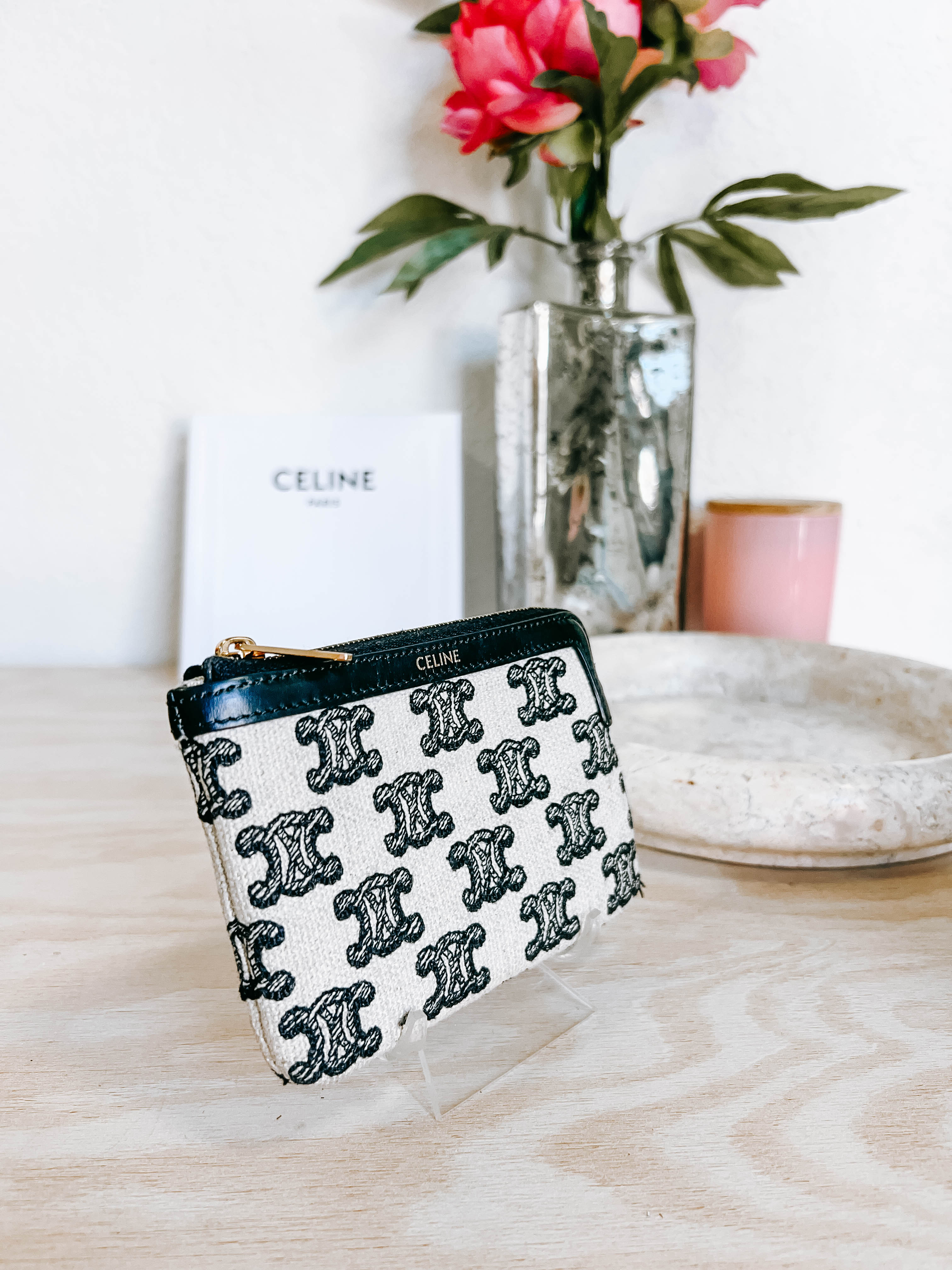 Pre-Owned Celine Triumph Zippered Key Card Holder *Final Sale*