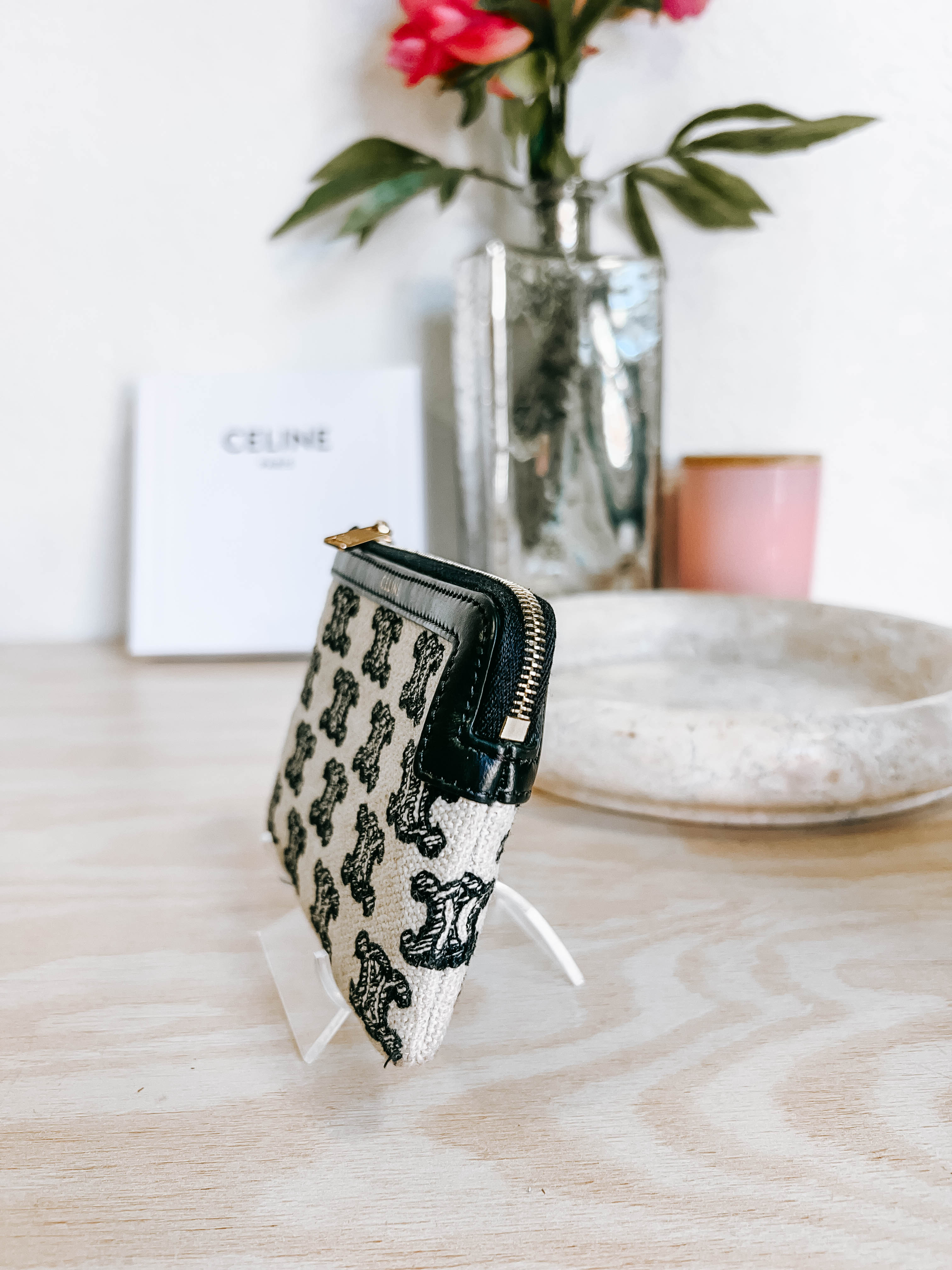 Pre-Owned Celine Triumph Zippered Key Card Holder *Final Sale*