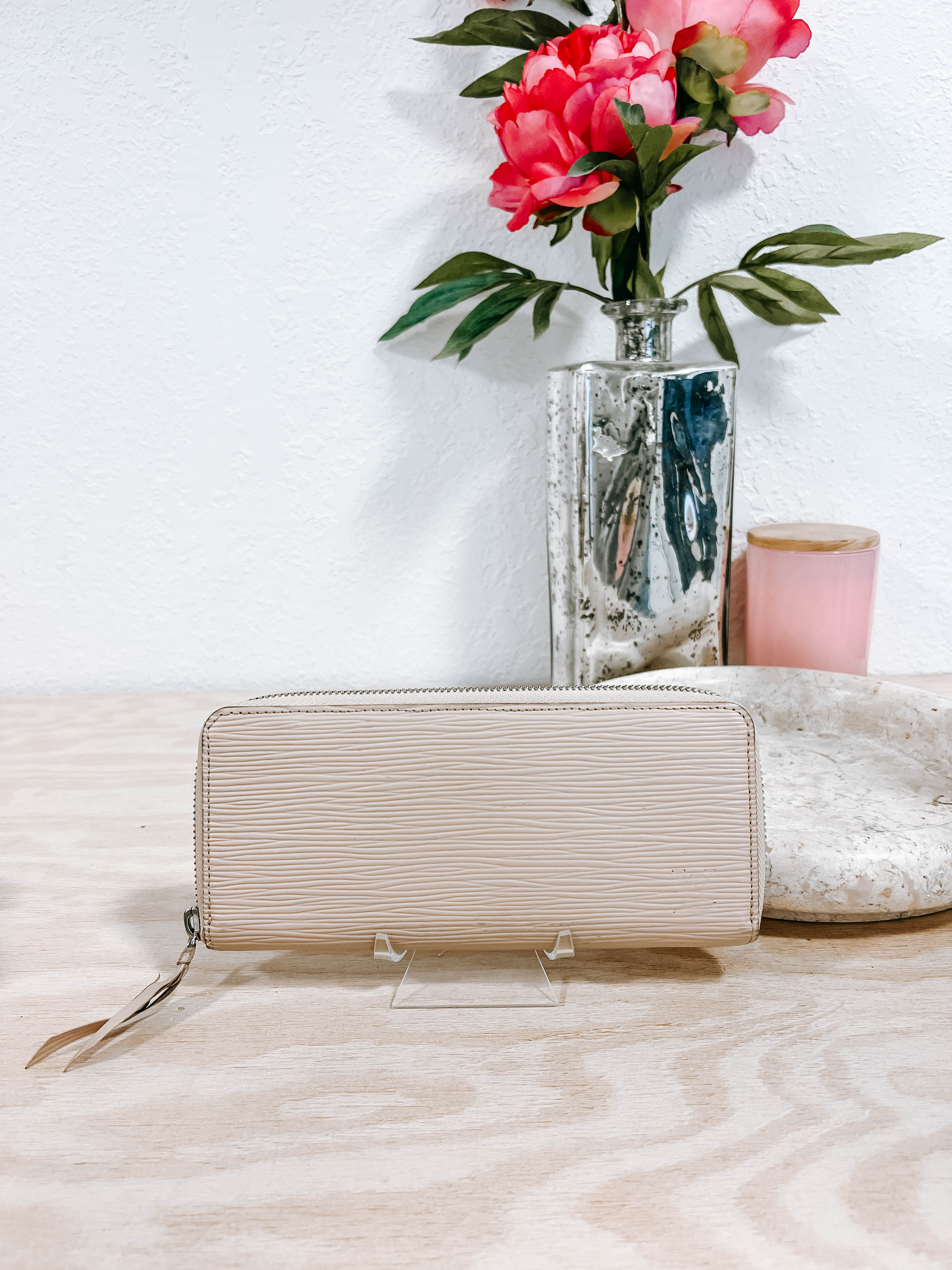 Pre-Owned Louis Vuitton Beige Epi Clemence Wallet *Final Sale*