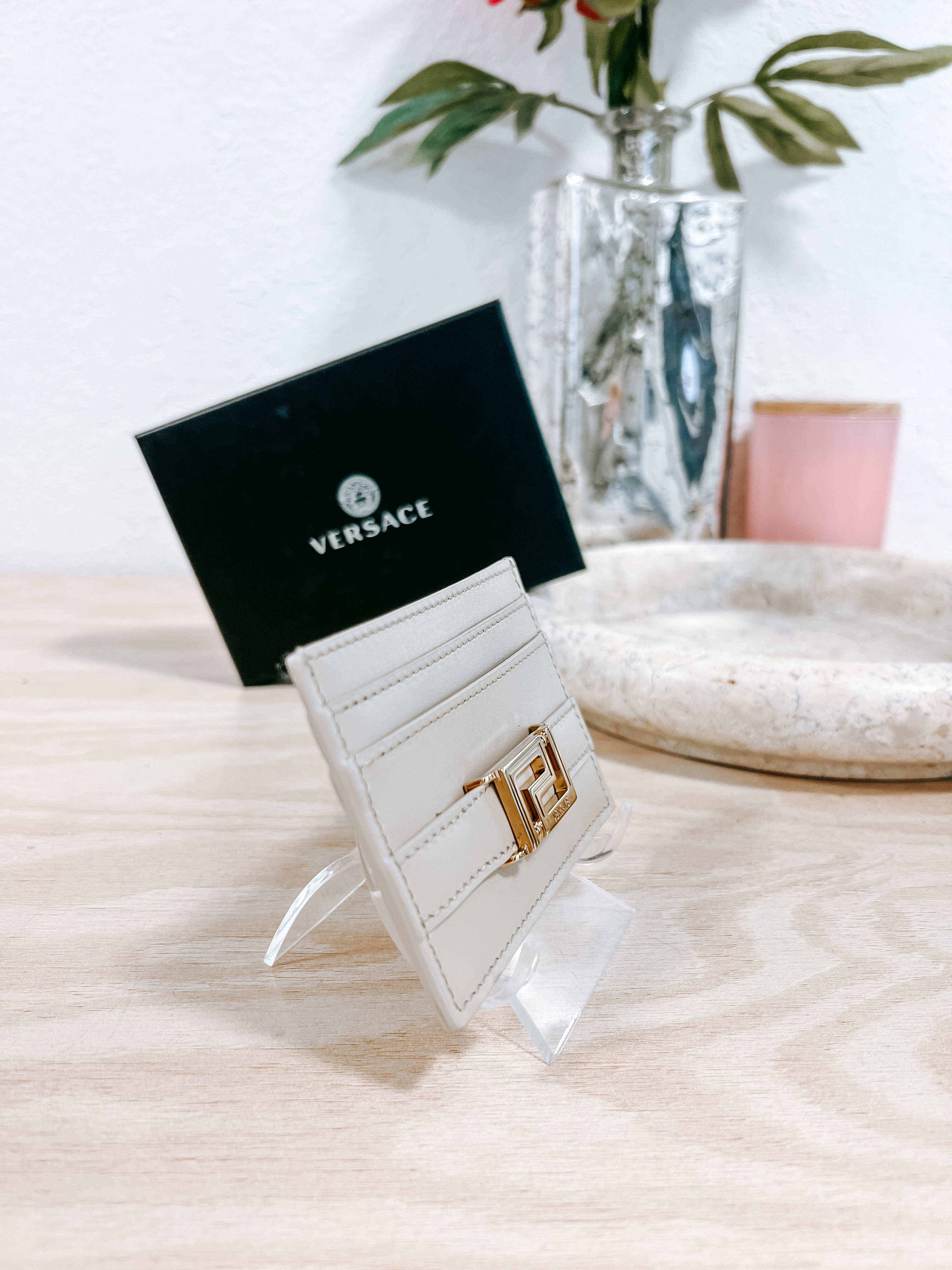 Pre-Owned Versace Beige Card Holder BNIB *Final Sale*