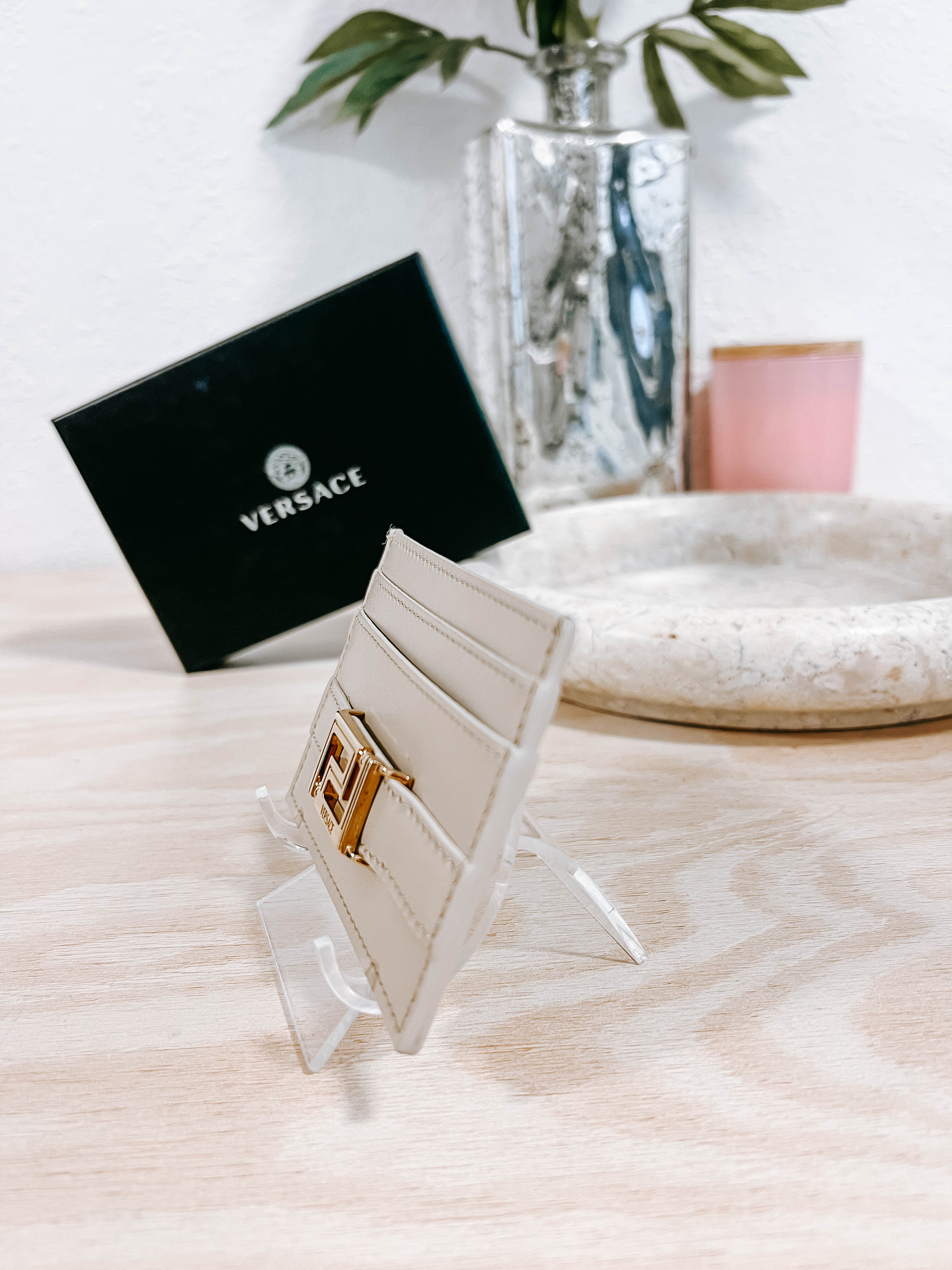 Pre-Owned Versace Beige Card Holder BNIB *Final Sale*