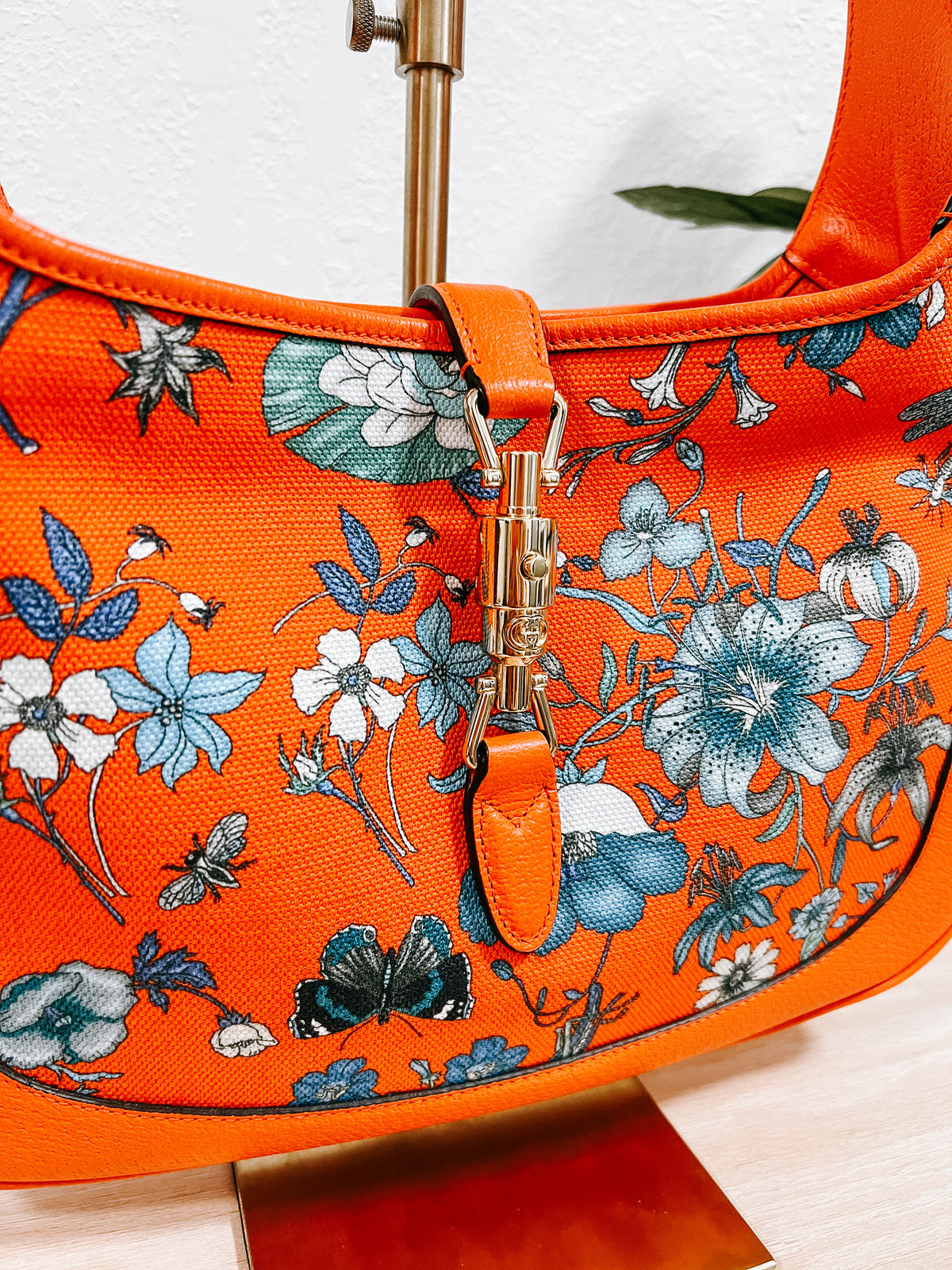 Gucci Jackie Hobo Flora Canvas with Leather Medium