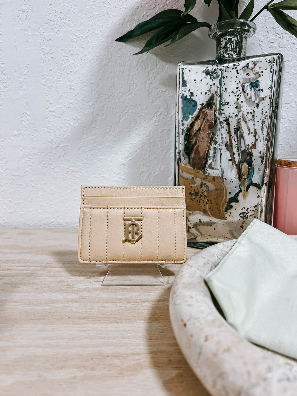 Pre-Owned Burberry Lola Card Holder *Final Sale*