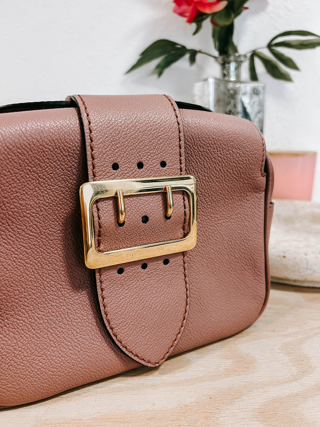 Pre-Owned Burberry Mauve Buckle Front Camera Bag *Final Sale*