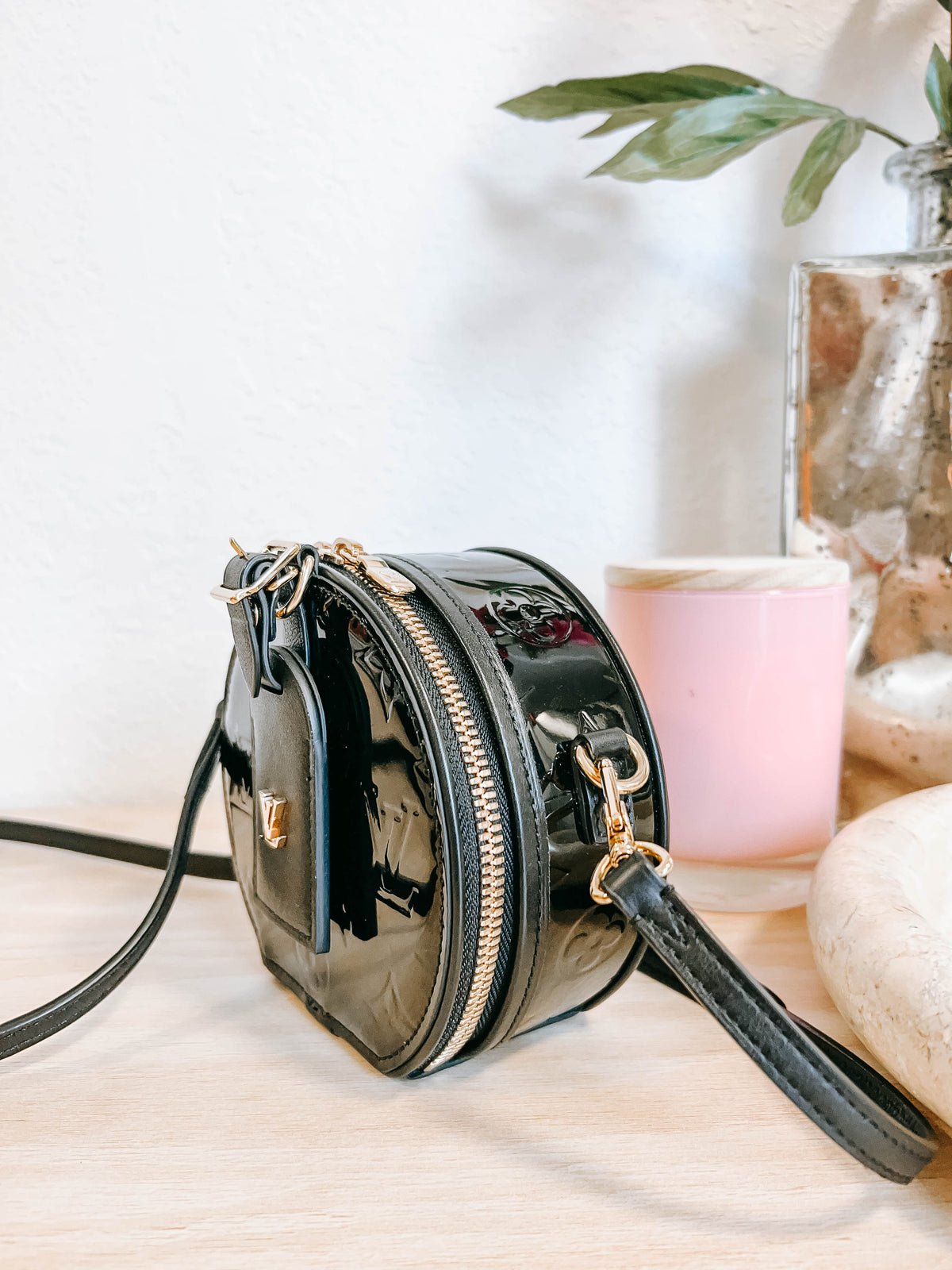 Louis Vuitton Vernis Mini Boite Chapeau Souple
